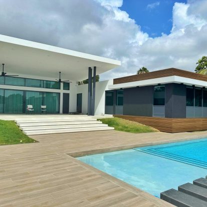 40840F72-FF8B-4CD6-96AE-E14627C55BB3_1_105_c